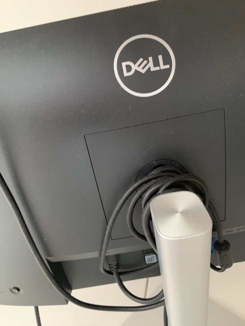 Dell Flat FHD Monitor 24 Inch P2422H (Cod in Penang or Mainland only