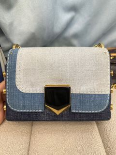 (Category: ) located in . Submitted by heychz (Listing ID 1279382086, Image 1). Description: .