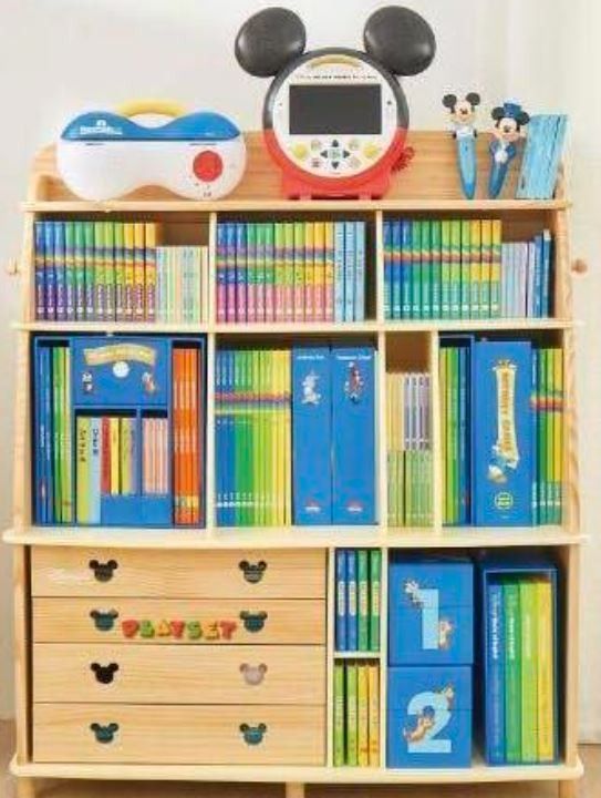 Disney World of English DWE Bookshelf 迪士尼美語世界書櫃, 兒童
