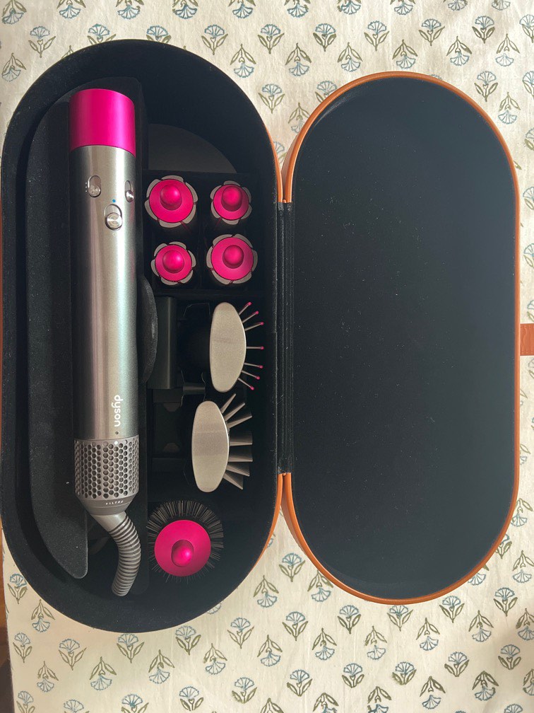 Dyson Airwrap Complete Set, Beauty & Personal Care, Hair on Carousell