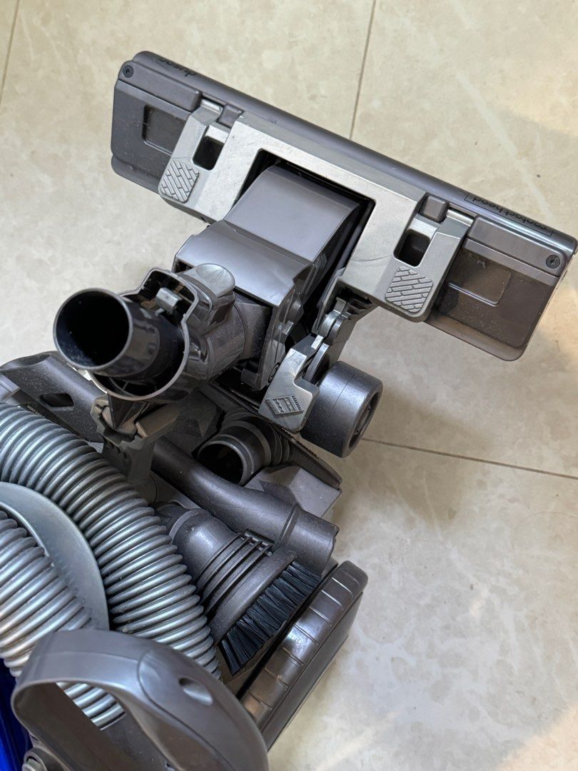 Dyson DC20 Allergy, TV & Home Appliances, Vacuum Cleaner & Housekeeping ...