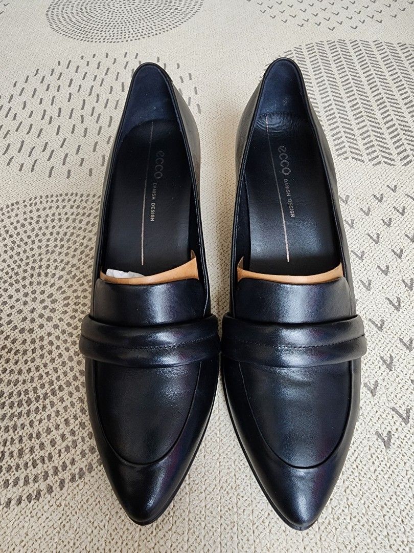 Ecco Shape 45 Pointy Sleek 2.0