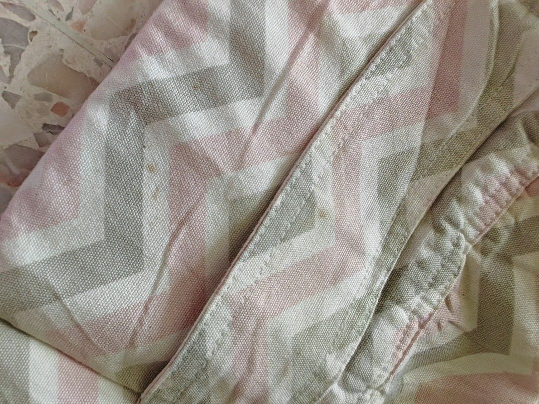 Ergobaby original sale chevron baby carrier