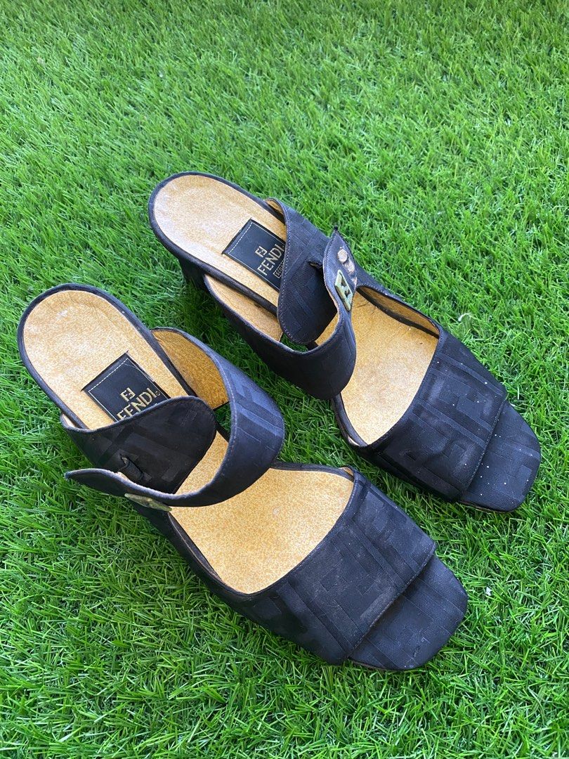Scarpe clearance fendi vintage