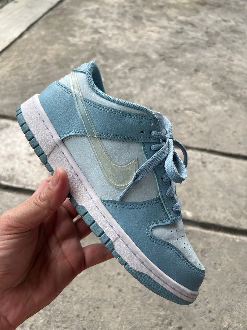 Clear nikes for sale shop