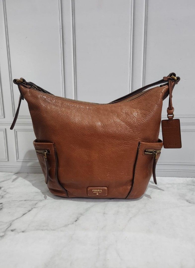 Fossil hotsell emerson hobo