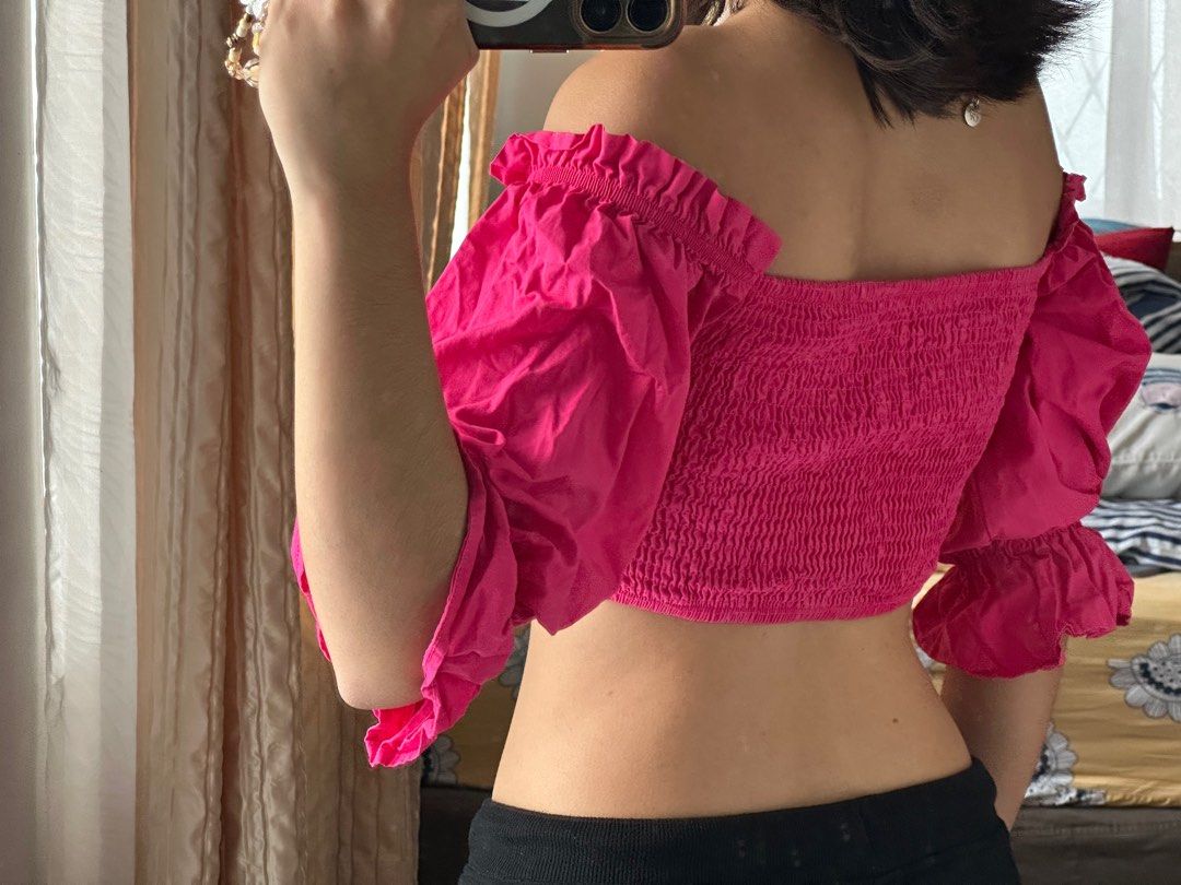 Fuchsia pink tiny top (Category: Others Tops) located in Mandaluyong City. Submitted by tenohthree (Listing ID 1279263009, Image 3). Description: Real cute obviously. Barbie beach vibe if paired with daisy dukes 💅🏼.