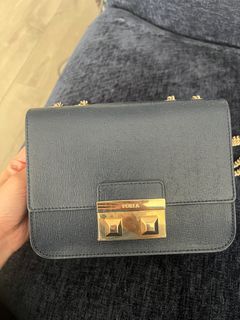 （分類：）位於 。 由 mancar_lam 提交（商品編號 1279298847，圖片 1）。簡介： 。