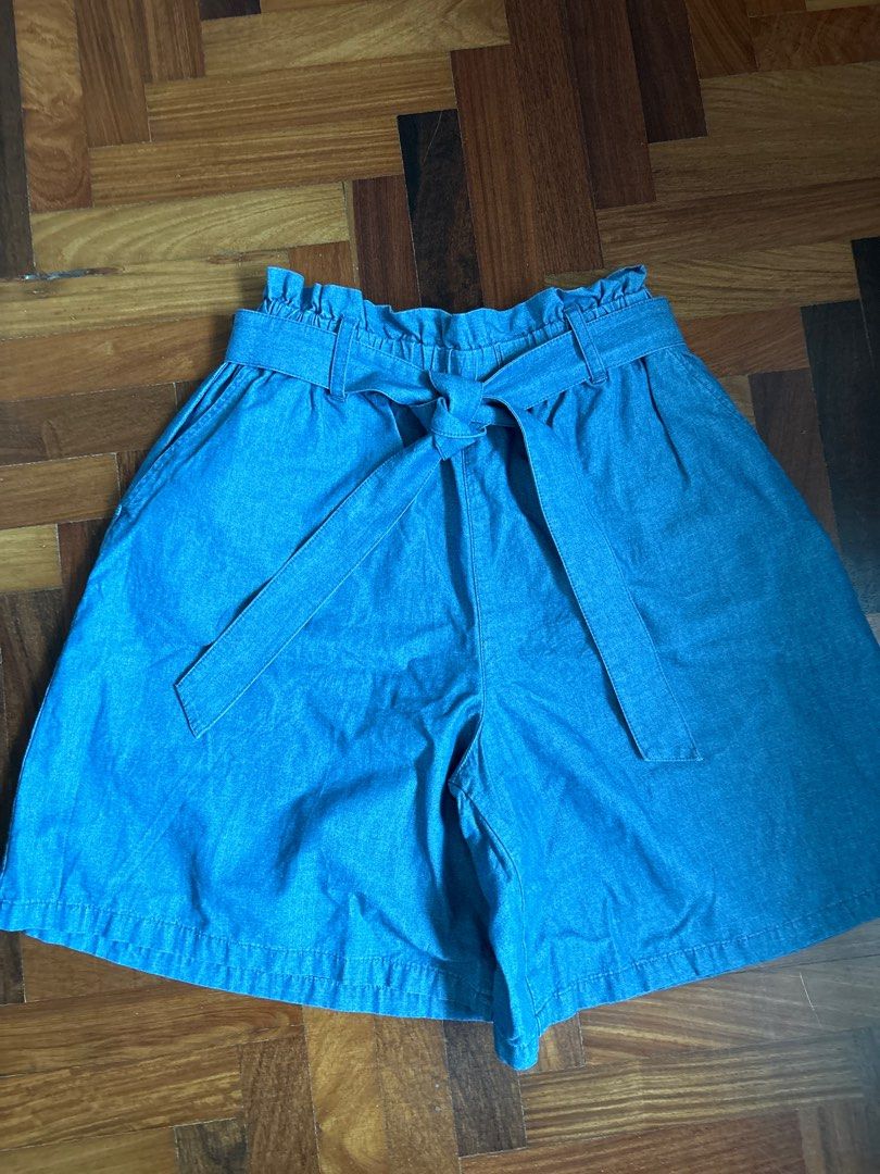 Gap blue shorts on sale