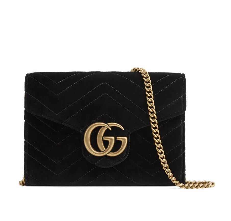 Gg marmont 2.0 matelassé hotsell velvet wallet on a chain
