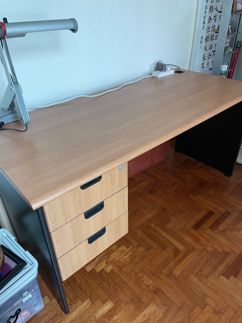 Self deals study table
