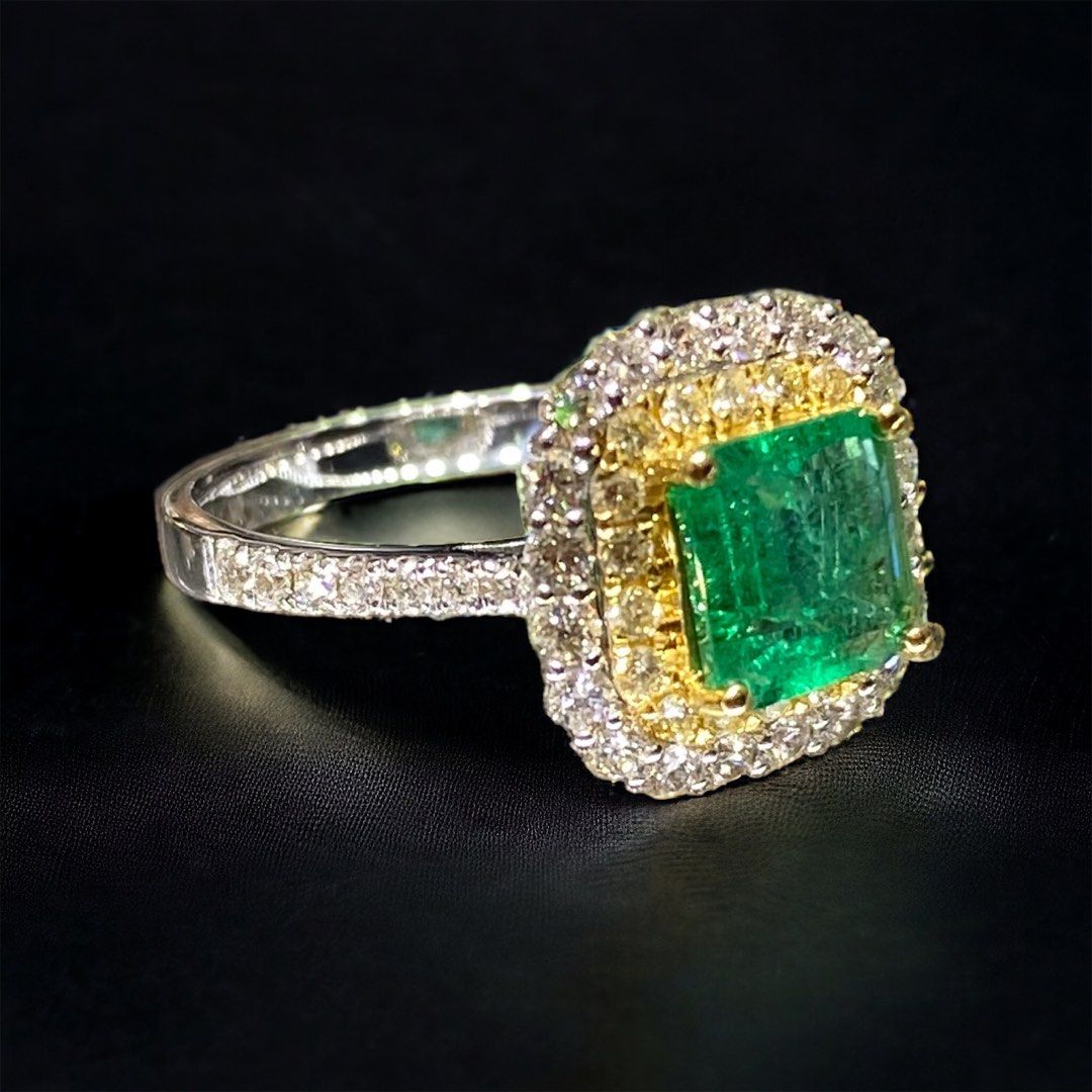 Gold clearance green ring