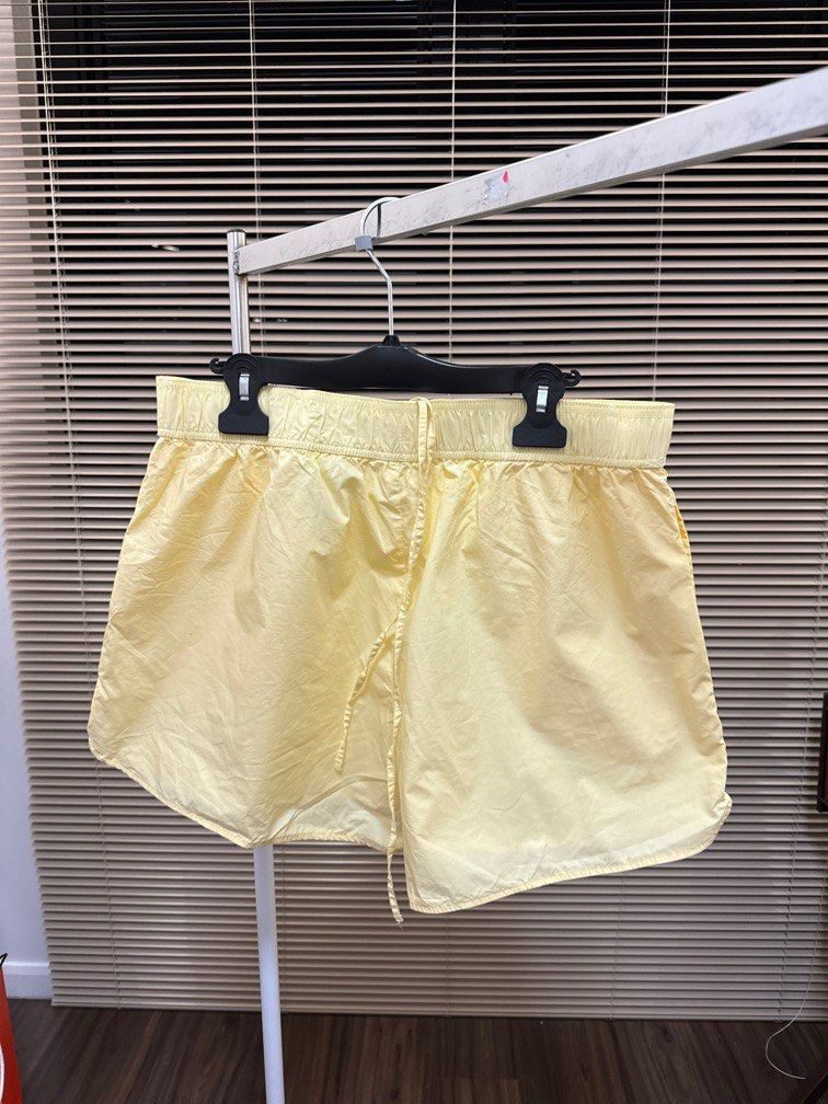 H and m online linen shorts