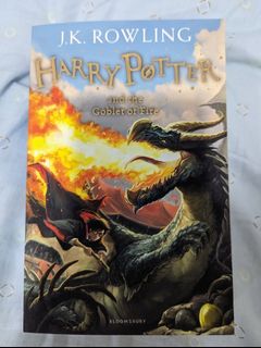 Harry Potter Books Set (Authentic), Hobbies & Toys, Books & Magazines,  Children's Books on Carousell