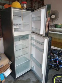 (Category: ) located in . Submitted by daphanie19 (Listing ID 1279258705, Image 1). Description: .