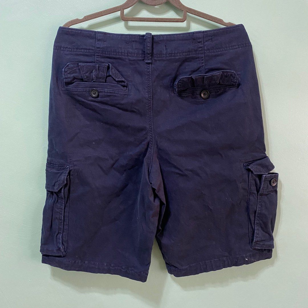 hollister cargo short (Category: Shorts) located in Bulacan. Submitted by jamjam_22 (Listing ID 1279276278, Image 2). Description: brand new without tag 32size.