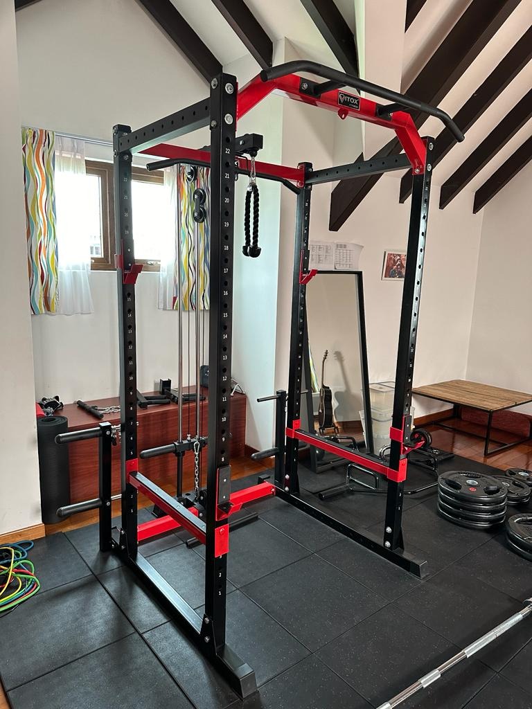 Home Gym Rack with Lats Pulldown and Row Cable, Weight Plates Storage
