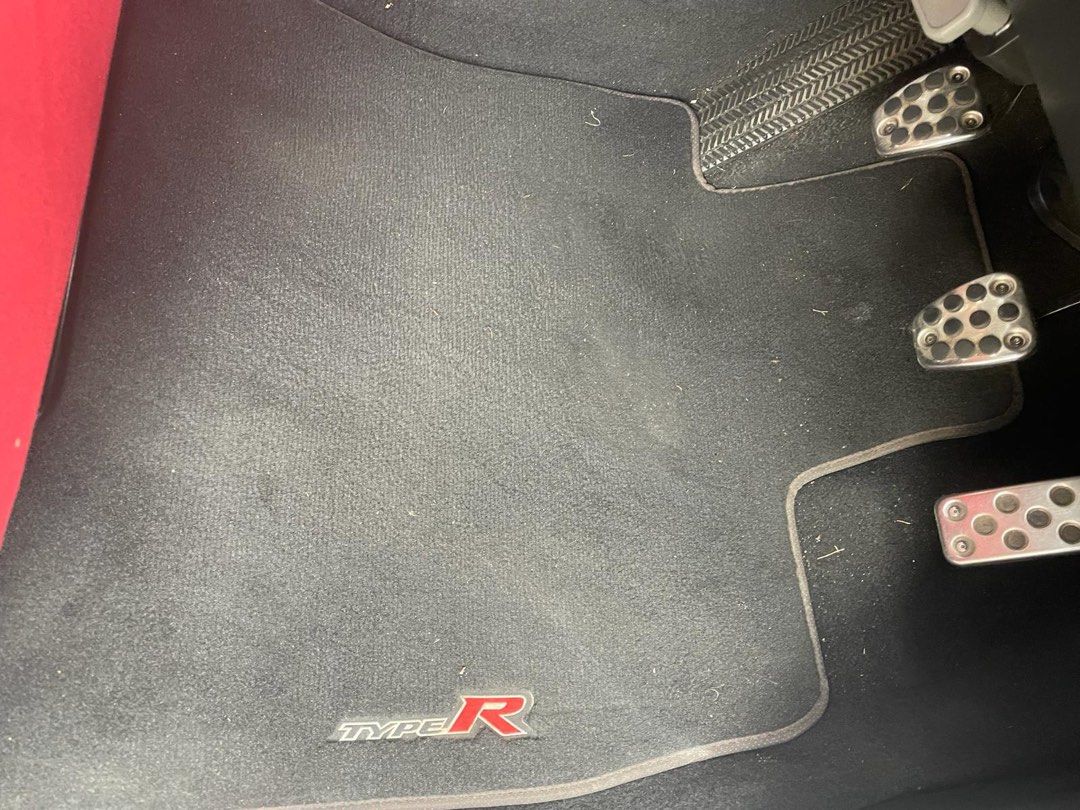 Honda Civic Type R FK8 Floor Mat, Auto Accessories on Carousell
