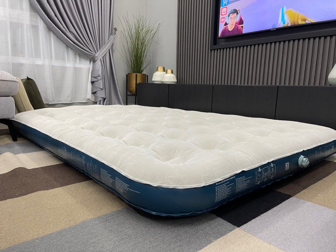 INFLATABLE CAMPING MATTRESS DECATHLON