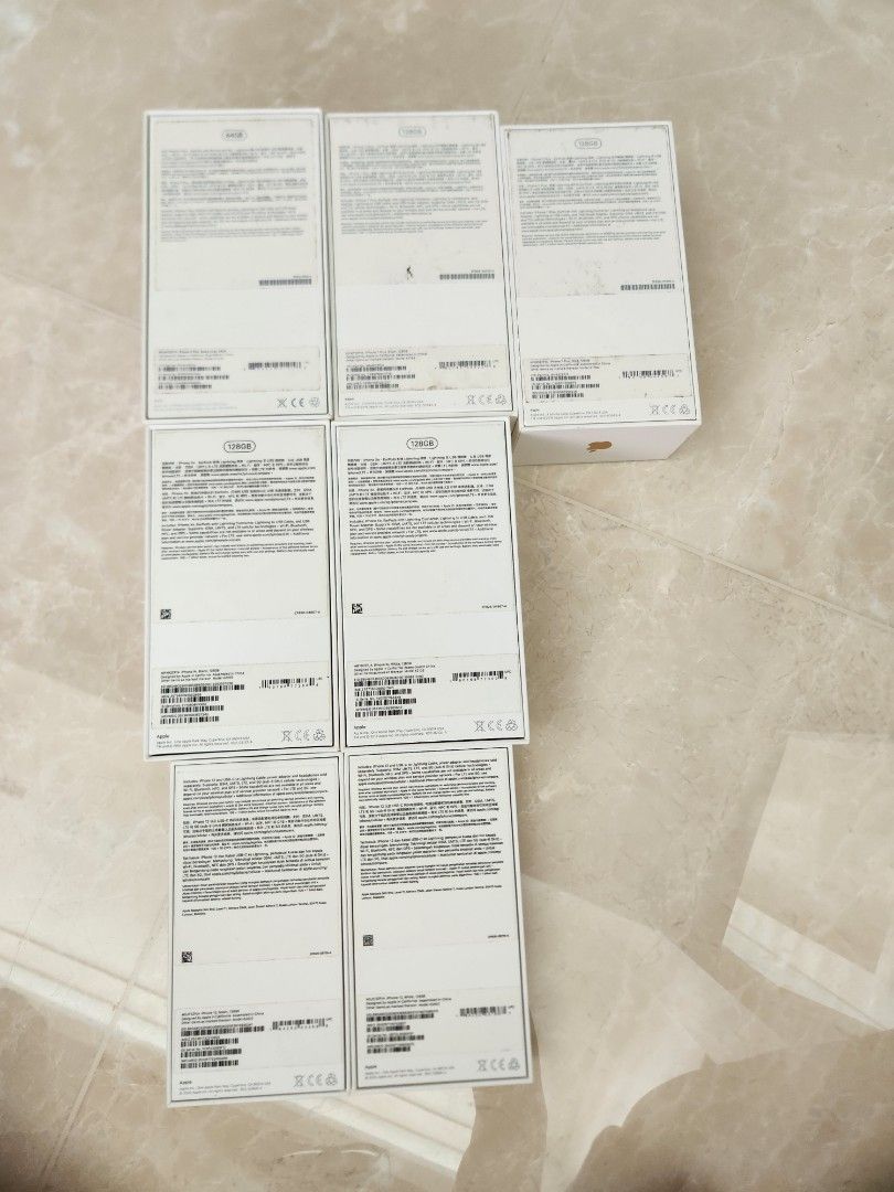 Iphone Boxes (Category: iPhone Others) located in Singapore. Submitted by jen_collection (Listing ID 1279341586, Image 2). Description: Iphone boxes - Iphone 6plus, Iphone7 plus, IphoneXR, Iphone12 price per box.