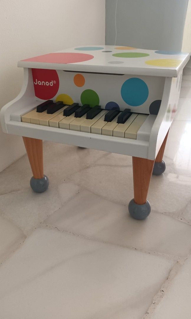 Janod toy piano cheap