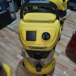 Karcher WD6 vacuum