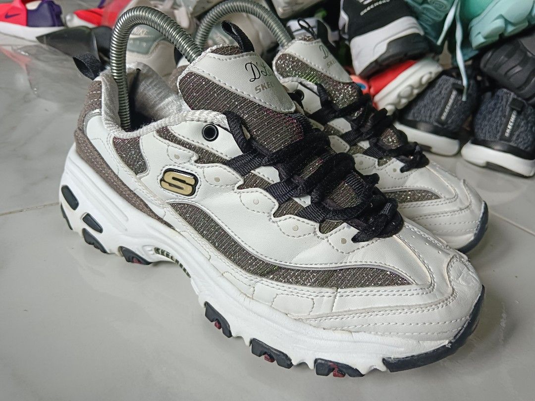 Kasut sketchers on sale