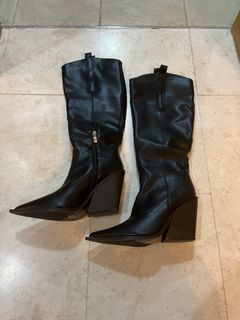 White ruched boots hot sale