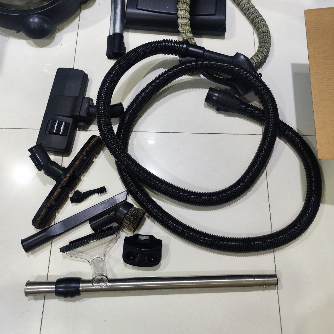 Lura Premium AllInOne Vacuum Cleaner (Full Set), TV & Home Appliances, Vacuum Cleaner