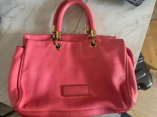 （分類：）位於 。 由 camillelam 提交（商品編號 1279374462，圖片 1）。簡介： 。