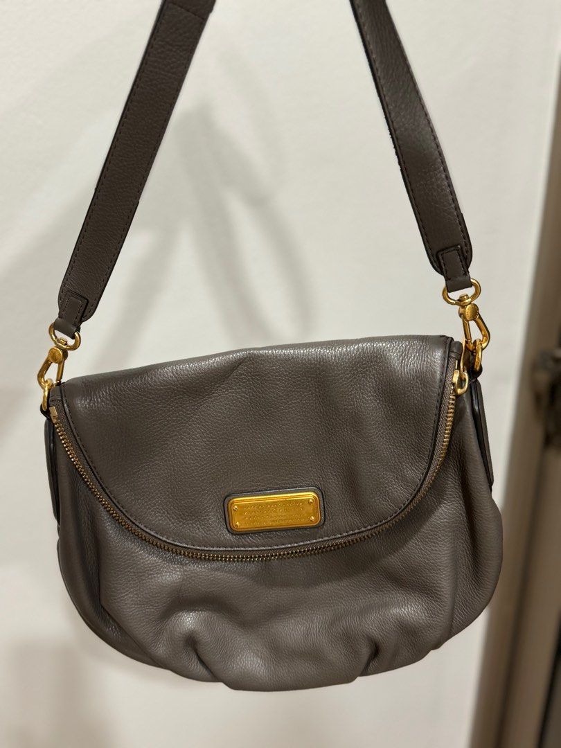 Marc jacobs hot sale leather crossbody