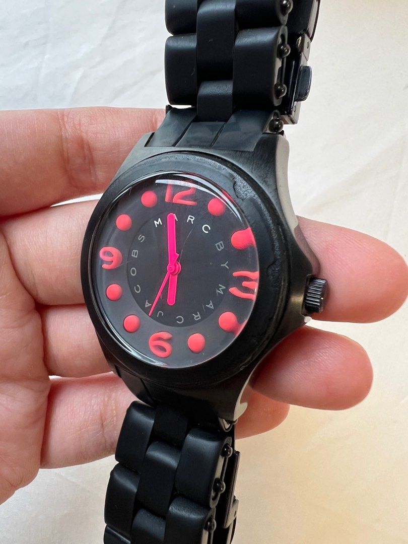 Marc jacobs hotsell digital watch