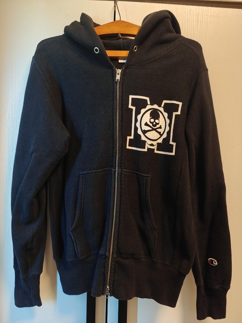 Mastermind Japan X champion Zip up Size S, 男裝, 外套及戶外衣服