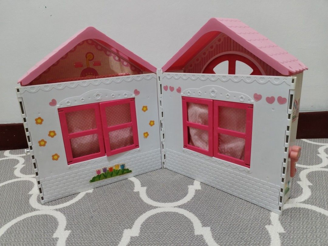 Mell Chan Doll House