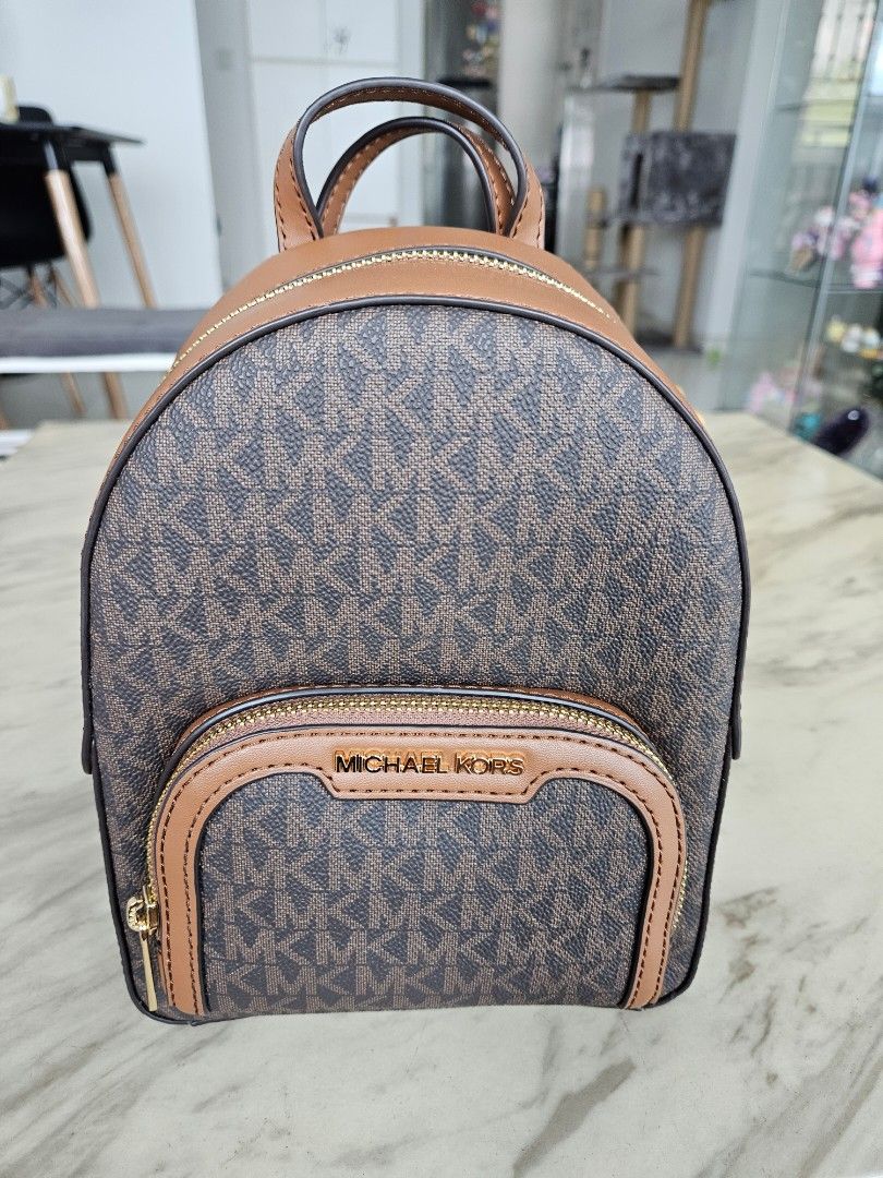 Michael kors discount mott convertible backpack