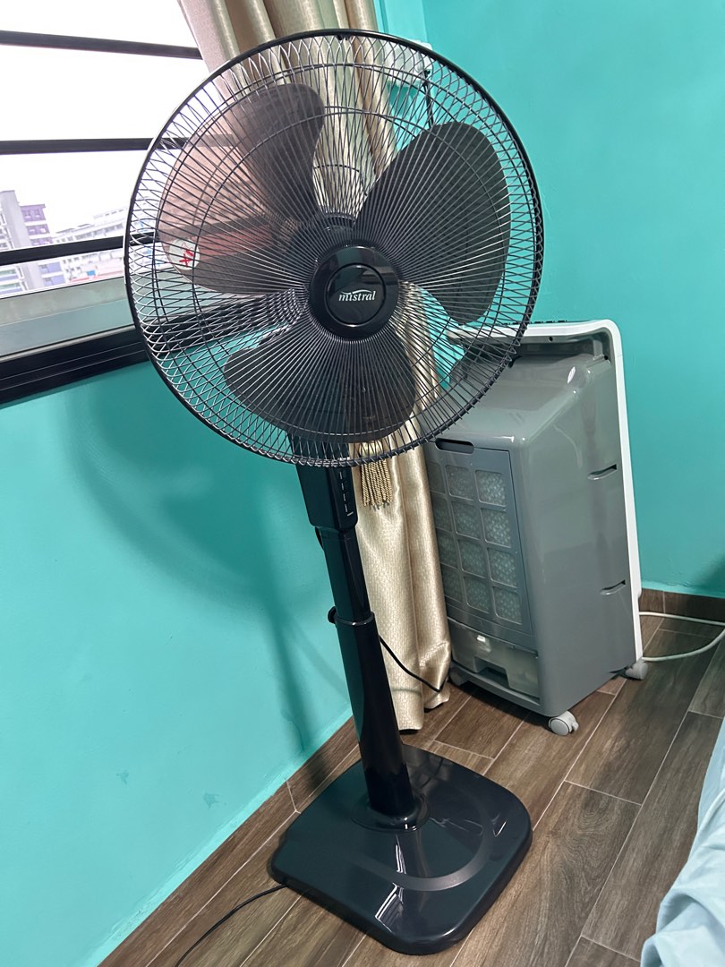 Mistral stand fan, Furniture & Home Living, Lighting & Fans, Fans on