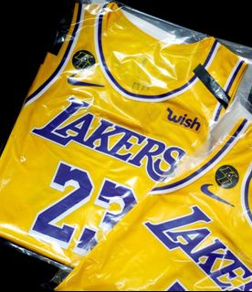 絕版新湖人勇奪NBA總冠軍2020 JAMES au jersey XL size 加總冠軍章 kobe章 黑帶章 廣告章62976717442178110