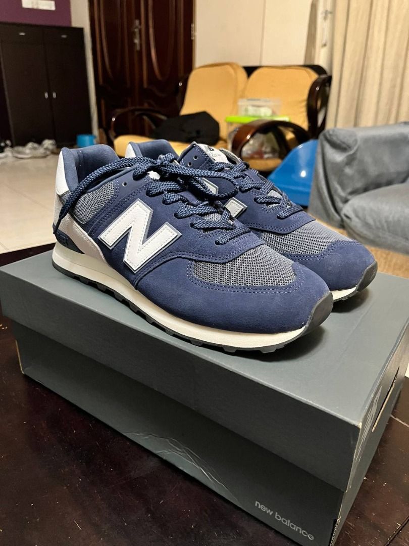 New Balance 574 Navy Blue colour