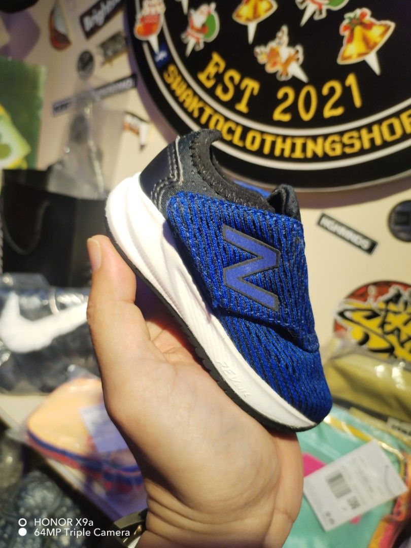 Baby new balance sales size 4