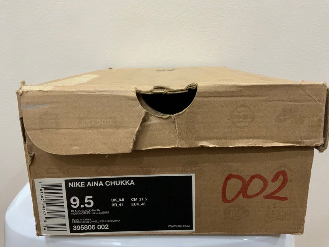 nike aina chukka