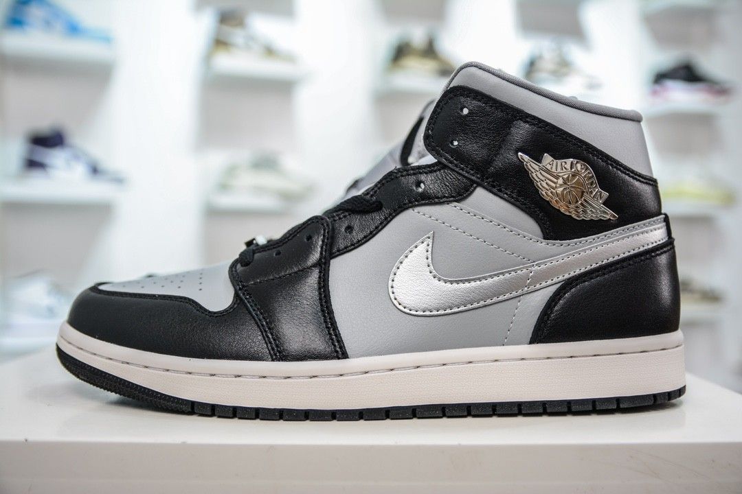 Nike Air Jordan 1 Mid SE “Black Chrome” (W)(2023) FB9892-002