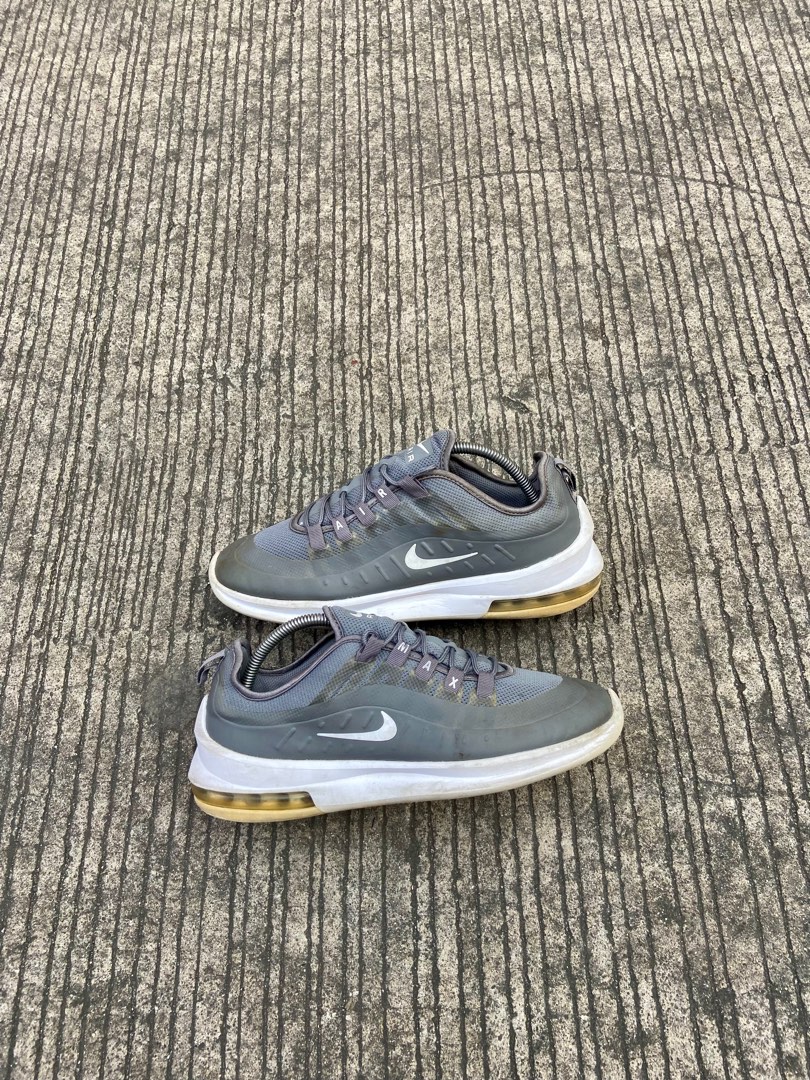 nike air max axis for running
