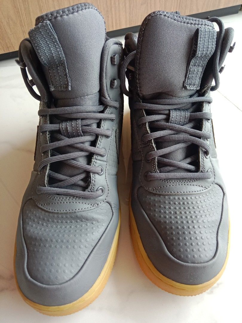 Nike court borough sales mid winter grey