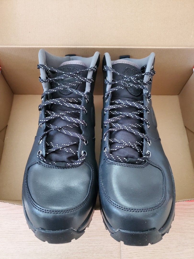 Nike manoa snow clearance