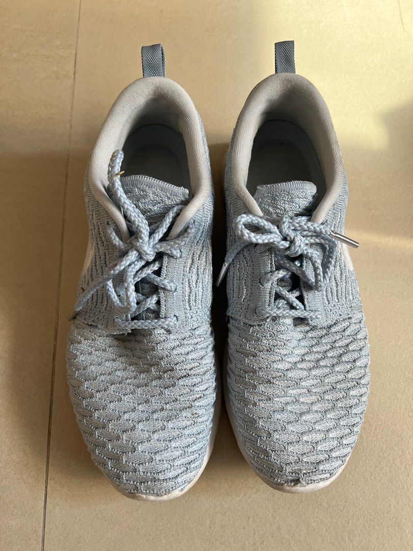 Baby blue nike roshe sale