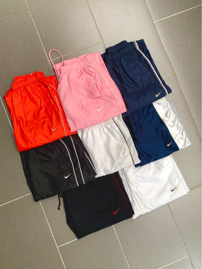 Nike Trackpants vintage, Men's Fashion, Bottoms, Joggers on Carousell