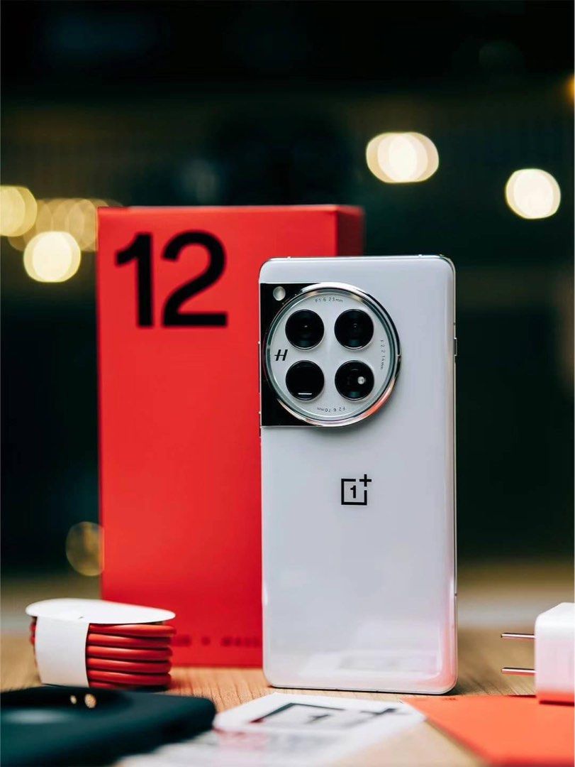 Oneplus 12 256GB 12Gb White Sealed (Category: OnePlus) located in Quezon City. Submitted by upgradersgadgets (Listing ID 1279308281, Image 2). Description: Oneplus 12 256Gb 12GB Brand New For 45,000 Sale or Swap Brand New Openline CN Rom Test all you Want Upon Meet Up Package Unit Case Charger Adapter Cable Manual Sim Ejector Box.