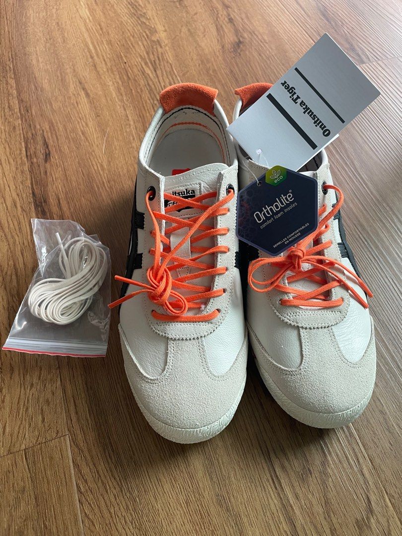 Onitsuka Tiger Mexico 66 SD (Category: Sneakers) located in Singapore. Submitted by lottiep (Listing ID 1279484057, Image 3). Description: Brand new with tags. Comes with spare set of white laces. US 5 / UK 4 / 23.5cm No box. .