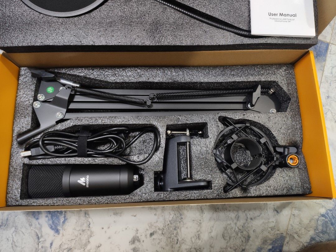 Podcasting microphone kit (Category: Microphones) located in Taguig. Submitted by bryananac86931 (Listing ID 1279399008, Image 3). Description: Original MAONO AU-A04 Podcasting Microphone Kit complete set USB 2.0 plug and play compatible with windows and mac os galing canada inopen lang po para matest.