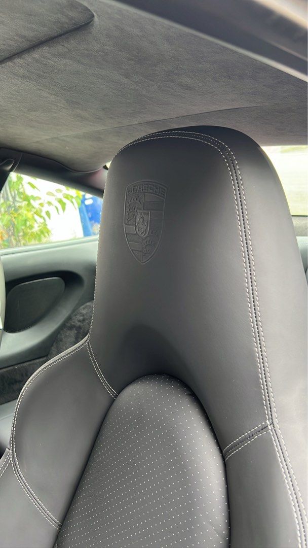 Porsche 911 store seat upholstery